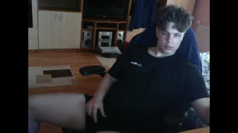 Snapshot of gymguy0505 chatting on March 2026 02:42:01 PM gymguy0505 online show from March 2026 02:42:01 PM