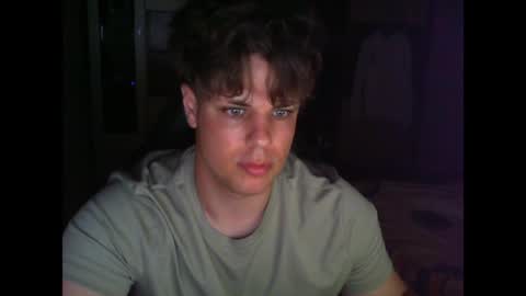 Snapshot of gymguy0505 chatting on May 2026 10:37:02 PM gymguy0505 online show from May 2026 10:37:02 PM