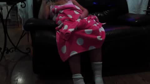 Snapshot of gypsybellathehotwife chatting on January 2025 06:16:02 AM GypsyBella online show from January 2025 06:16:02 AM