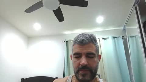 Snapshot of h0nest84 chatting on April 2026 06:10:01 PM h0nest84 online show from April 2026 06:10:01 PM