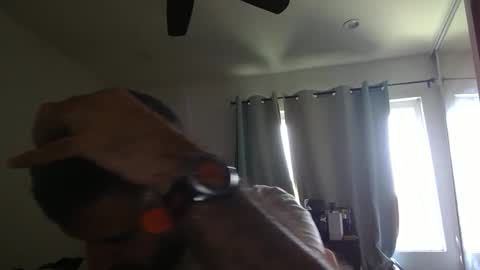 Snapshot of h0nest84 chatting on May 2026 05:51:02 PM h0nest84 online show from May 2026 05:51:02 PM