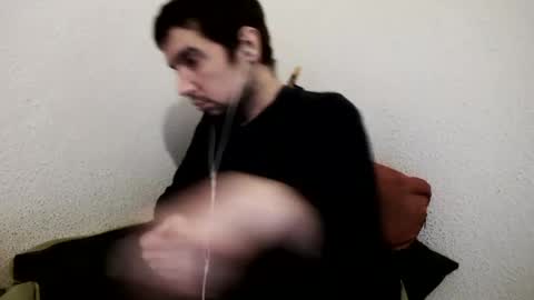 Snapshot of h1dden_reality chatting on March 2025 04:28:01 AM h1dden_reality online show from March 2025 04:28:01 AM