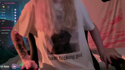 Snapshot of h2h0e chatting on February 2025 10:04:02 PM Lana online show from February 2025 10:04:02 PM