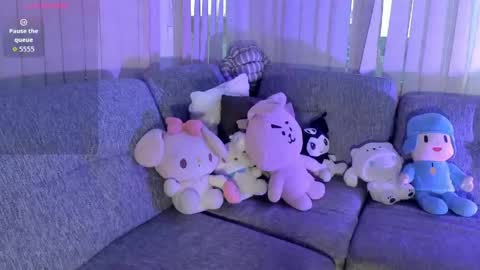 Snapshot of h3llokitty_ chatting on May 2026 12:13:02 PM Hello Kitty online show from May 2026 12:13:02 PM