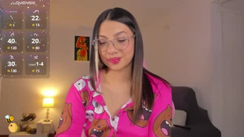 Paulina  online show from March 2025 06:26:02 AM