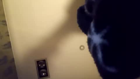 Snapshot of h_rd333 chatting on September 2025 09:38:01 PM h_rd333 online show from September 2025 09:38:01 PM