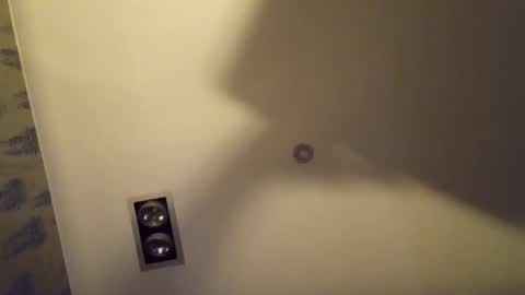 Snapshot of h_rd333 chatting on November 2025 08:42:02 PM h_rd333 online show from November 2025 08:42:02 PM