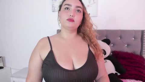 Snapshot of haanna_hot chatting on January 2025 08:30:01 PM Sarah online show from January 2025 08:30:01 PM