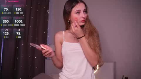 Hi Im Rebecca Glad to see you in my room  PVT is open online show from June 2026 01:32:01 AM