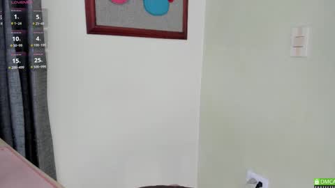 Hae-In online show from February 2025 02:32:02 PM