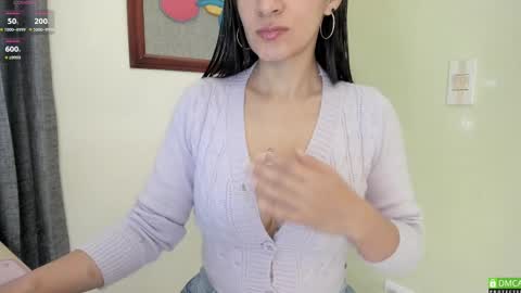 Hae-In online show from March 2025 08:13:01 AM