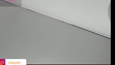 Hailey online show from January 2026 12:03:02 AM