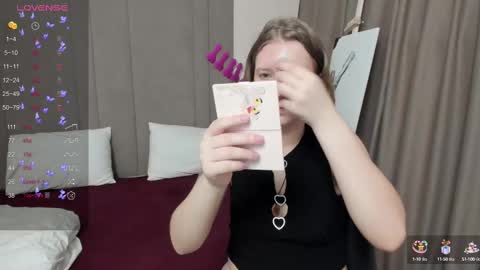 Hailey online show from March 2025 02:17:02 AM