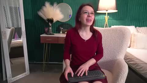 Hailey online show from March 2026 04:18:02 AM