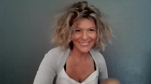 Hailey online show from February 2026 06:08:02 PM