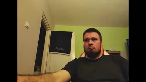 hairy_guy007 online show from December 2024 07:42:01 PM