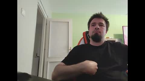 hairy_guy007 online show from February 2025 01:33:02 PM