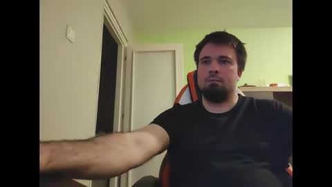 hairy_guy007 online show from February 2025 07:02:01 PM