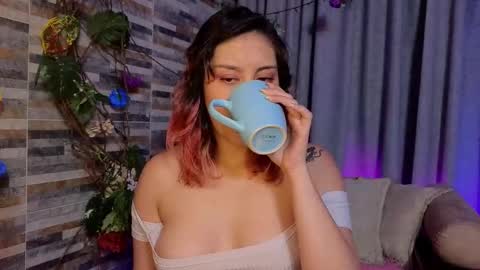 Snapshot of hairyandsexysalma chatting on October 2025 05:47:02 AM SALMA  online show from October 2025 05:47:02 AM