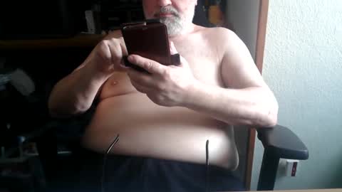Snapshot of hairyarmpit_lover_1970 chatting on April 2026 12:29:02 PM hairyarmpit_lover_1970 online show from April 2026 12:29:02 PM
