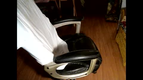 hairybear813 online show from November 2025 02:20:02 PM