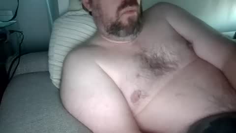 Snapshot of hairybear987 chatting on July 2026 01:03:01 PM hairybear987 online show from July 2026 01:03:01 PM