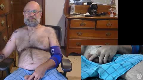 HairyDaddyBear69 online show from November 2025 01:22:01 PM