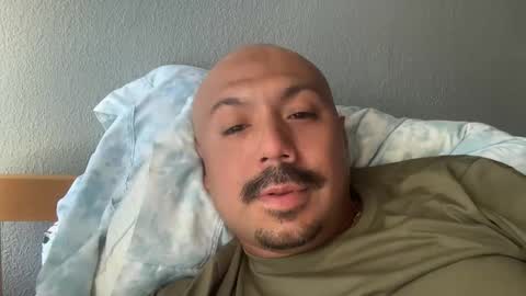 Snapshot of hairyman30000 chatting on May 2026 10:18:02 PM hairyman30000 online show from May 2026 10:18:02 PM
