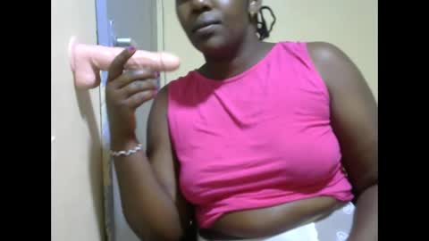 hairypussybigassy001 online show from February 2025 11:36:01 AM