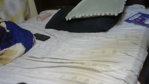 hairypussybigassy001 online show from September 2025 06:41:02 PM