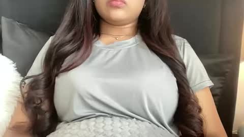 halleyb2026 online show from February 2026 05:21:01 PM