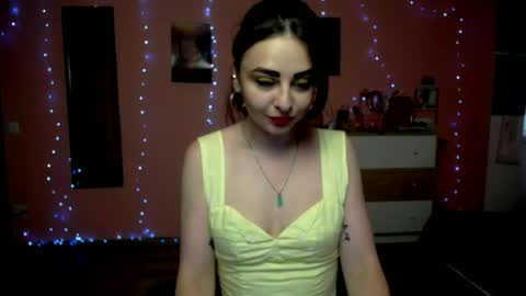 Snapshot of halleyg chatting on June 2026 01:03:02 PM Ann online show from June 2026 01:03:02 PM