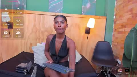 Halley Lorens online show from March 2026 07:52:01 PM