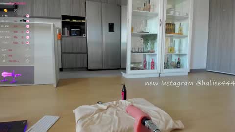 insta Laupalacio777Next stream 01th December online show from September 2025 08:20:02 PM