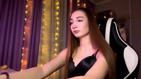 Holly online show from January 2026 07:29:01 PM