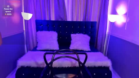 Halls Red online show from January 2025 09:47:02 PM