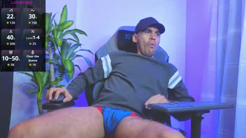 hamiltong12 online show from April 2026 02:58:01 PM