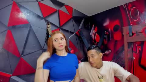 Snapshot of hana_and_zeta chatting on November 2025 12:11:02 PM Hana and Zeta online show from November 2025 12:11:02 PM