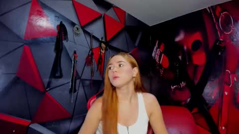 Snapshot of hana_and_zeta chatting on December 2025 12:20:01 PM Hana and Zeta online show from December 2025 12:20:01 PM