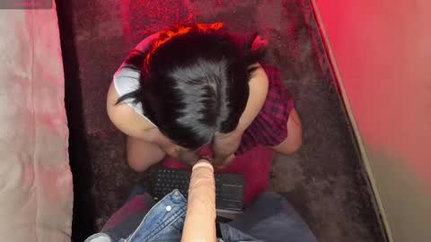 Snapshot of hanah_bakeer chatting on February 2025 12:59:01 PM Hanah Montana Independent model online show from February 2025 12:59:01 PM