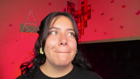 Snapshot of hanah_bakeer chatting on May 2026 02:35:02 PM Hanah Montana Independent model online show from May 2026 02:35:02 PM