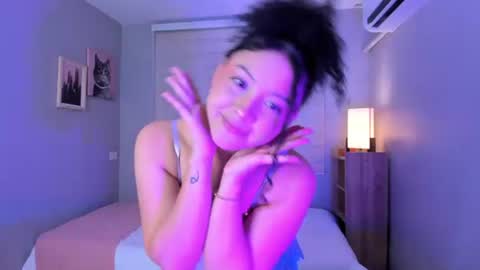Snapshot of hanah_line chatting on June 2026 01:36:01 PM Hanna Lineros online show from June 2026 01:36:01 PM