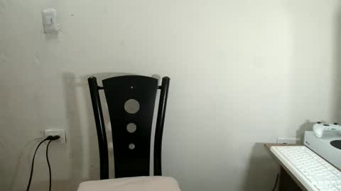 Hana.......Fansly -  content being added daily..  online show from February 2025 09:09:01 PM