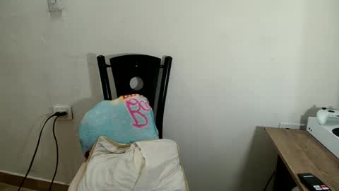 Hana.......Fansly -  content being added daily..  online show from February 2025 12:25:02 AM