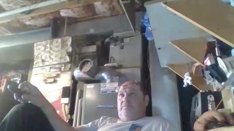 Snapshot of handiemanhere chatting on November 2025 04:52:02 PM naked man online show from November 2025 04:52:02 PM