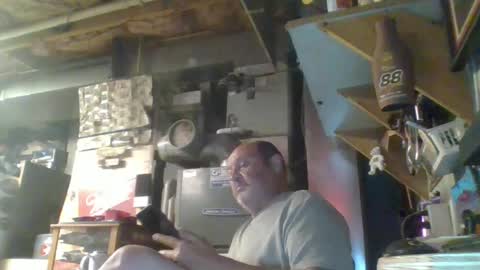 Snapshot of handiemanhere chatting on June 2026 03:22:02 AM naked man online show from June 2026 03:22:02 AM