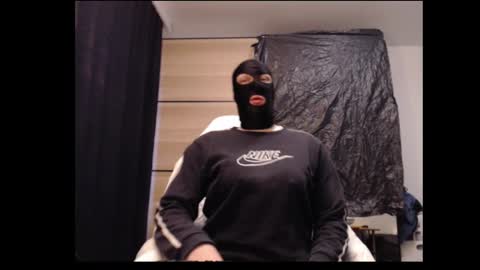 Snapshot of handler1234 chatting on December 2024 11:17:02 AM SissySanna online show from December 2024 11:17:02 AM