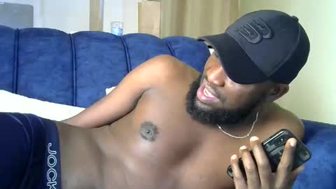 Snapshot of handsome_king30 chatting on December 2024 11:18:02 AM handsome king online show from December 2024 11:18:02 AM