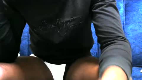 Snapshot of handsome_king30 chatting on January 2025 08:10:01 PM handsome king online show from January 2025 08:10:01 PM