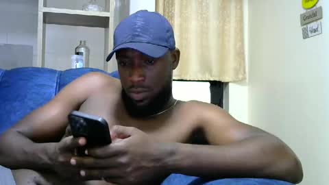 Snapshot of handsome_king30 chatting on February 2025 06:26:02 PM handsome king online show from February 2025 06:26:02 PM